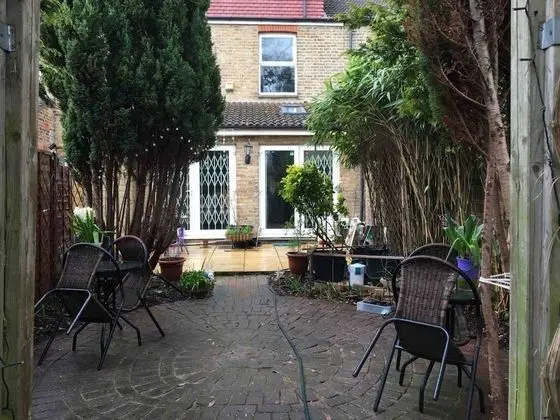 Double bedroom near Heathrow - Dış Mekan