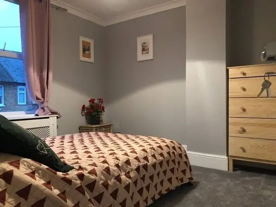 Double bedroom near Heathrow - İç Mekan