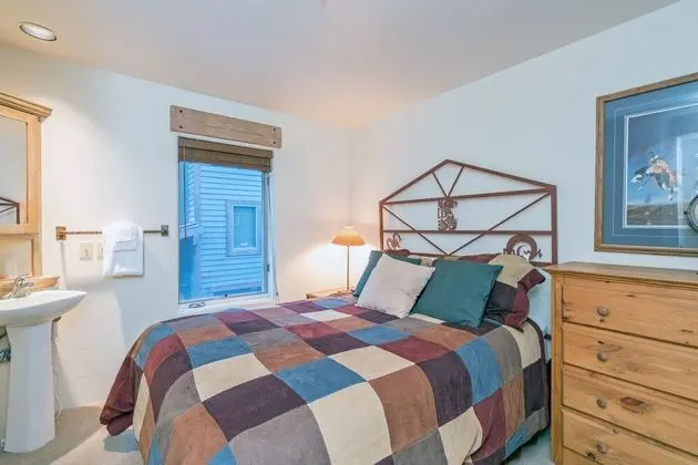Double Diamond 23 by Avantstay Close to Town & The Slopes! - İç Mekan