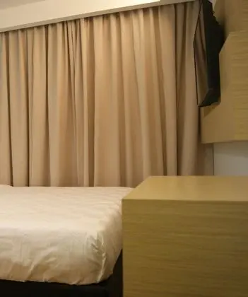 Double Happiness Hotel - Oda