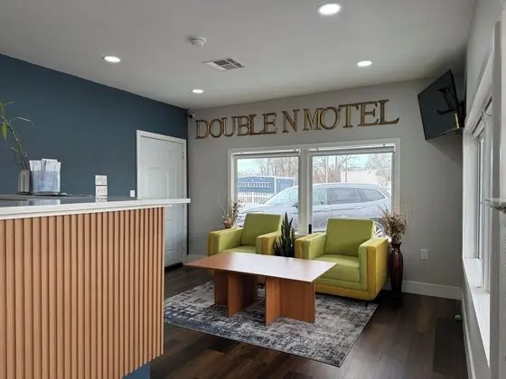 Double N Motel - Lobi