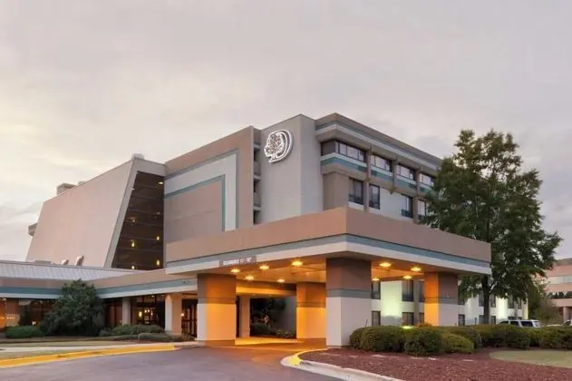 Doubletree Hotel Augusta - Dış Mekan