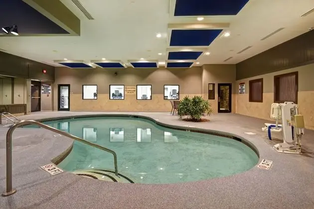 Doubletree Hotel Augusta - Havuz