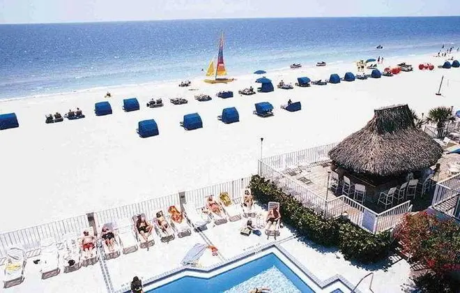 DoubleTree Beach Resort by Hilton - Havuz