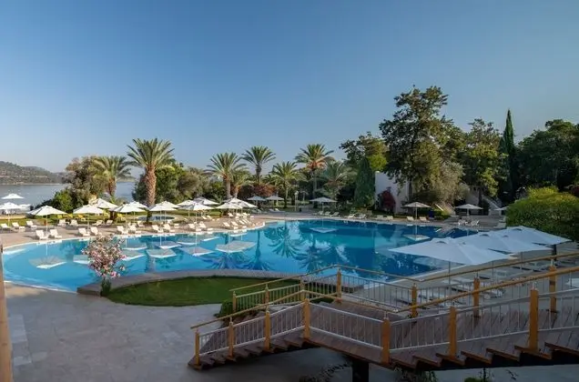 DoubleTree by Hilton Bodrum Isil Club All Inclusive Resort - Havuz