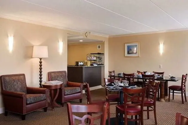 Doubletree Hotel Cleveland South  - Yeme / İçme