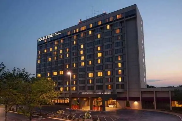 Doubletree Hotel & Conference Center St. Louis
