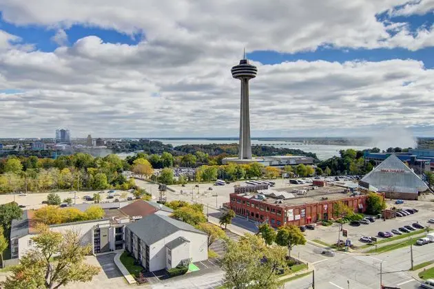 DoubleTree Fallsview Resort & Spa by Hilton