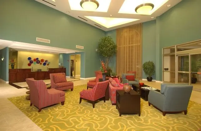 Doubletree Hotel Greensboro - Lobi