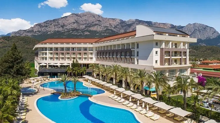 DoubleTree by Hilton Antalya-Kemer All-Inclusive Resort - 1