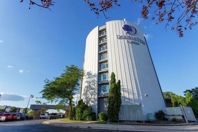 DoubleTree by Hilton Appleton - Dış Mekan