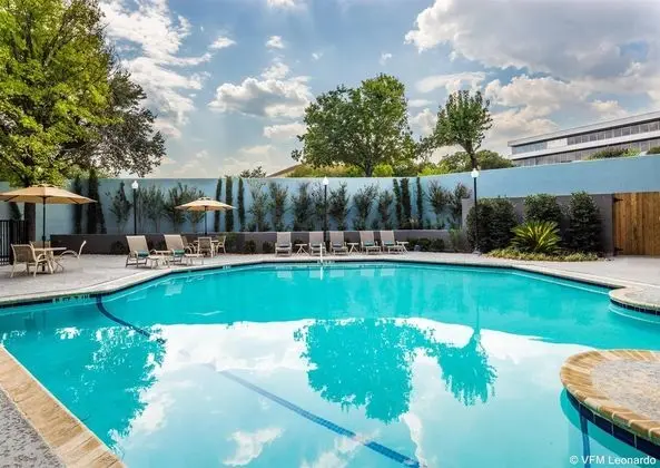 DoubleTree by Hilton Austin Northwest - Arboretum