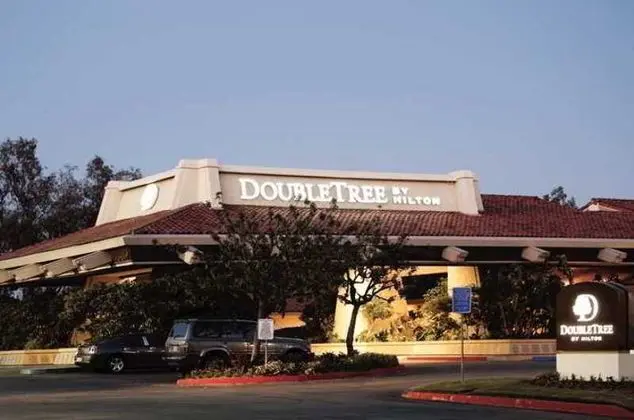 DoubleTree by Hilton Hotel Bakersfield