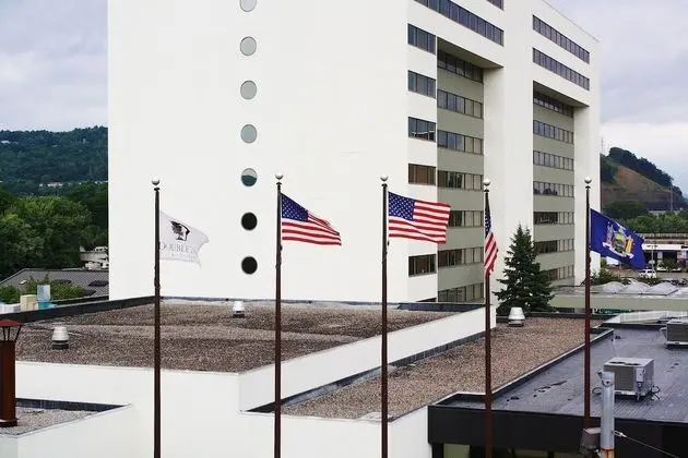 DoubleTree by Hilton Hotel Binghamton - Dış Mekan