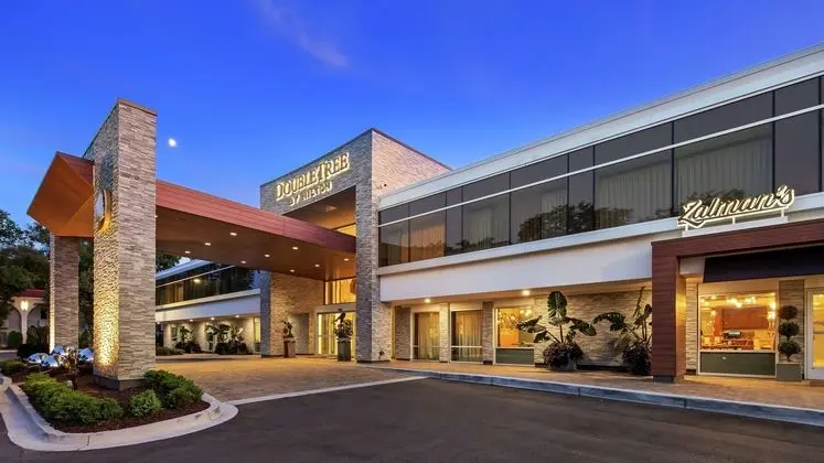 DoubleTree by Hilton Bloomfield Hills, MI - Öne Çıkan Resim