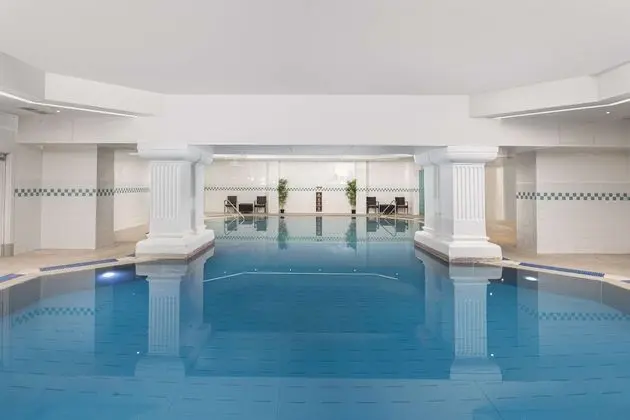 DoubleTree by Hilton Brighton Metropole - Havuz