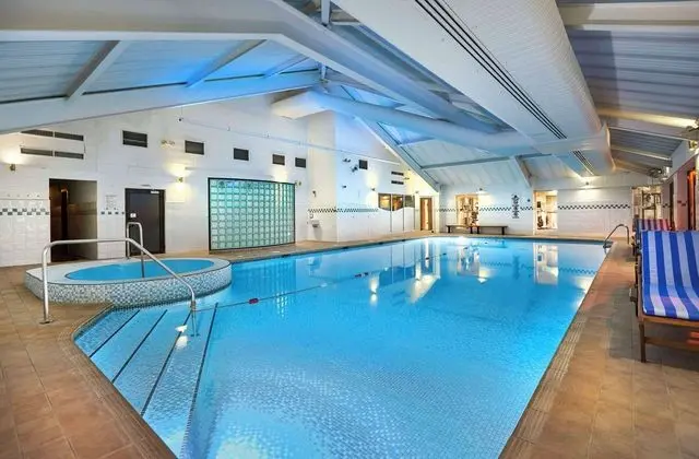 Doubletree by Hilton Bristol North - Havuz