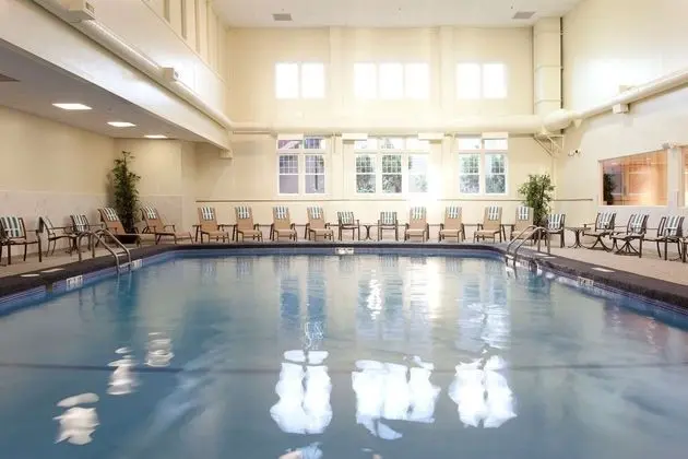 DoubleTree by Hilton Cape Cod - Hyannis - Havuz