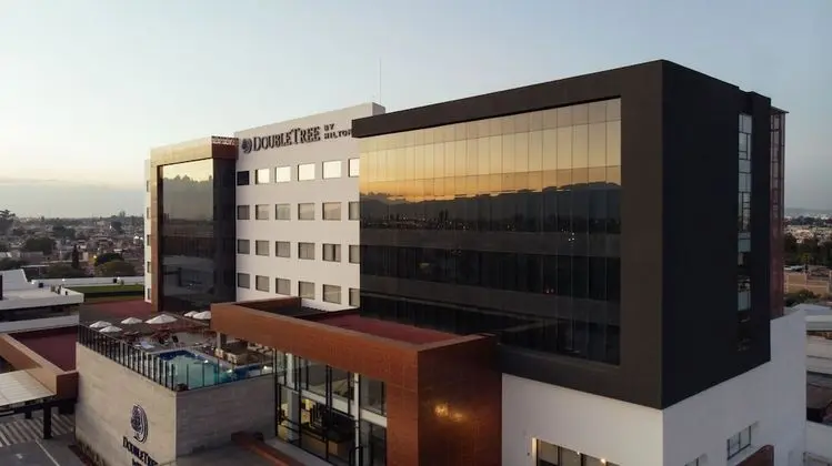 DoubleTree by Hilton Celaya - Dış Mekan