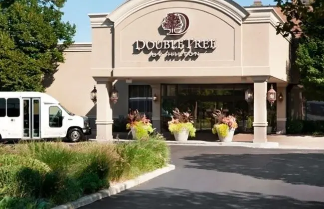 DoubleTree by Hilton Hotel Chicago Alsip