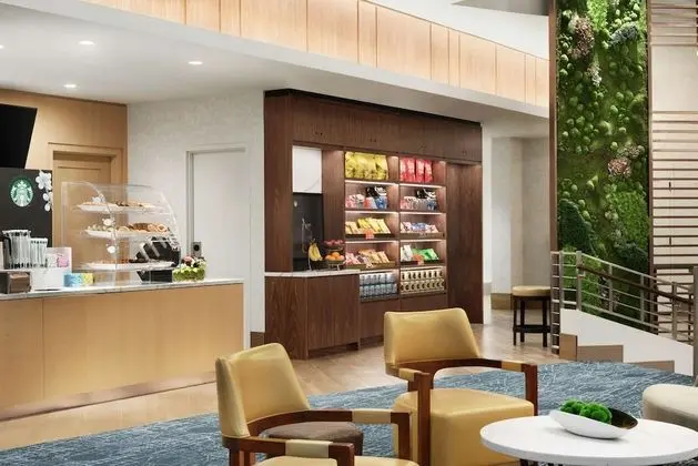 DoubleTree by Hilton Chicago - Magnificent Mile - Yerinde Yemek