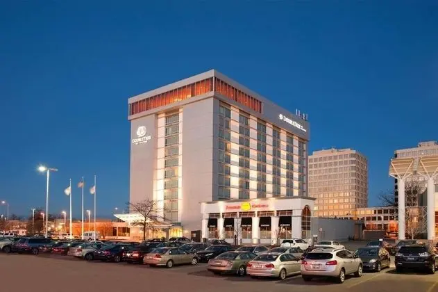 DoubleTree by Hilton Hotel Chicago North Shore - Dış Mekan