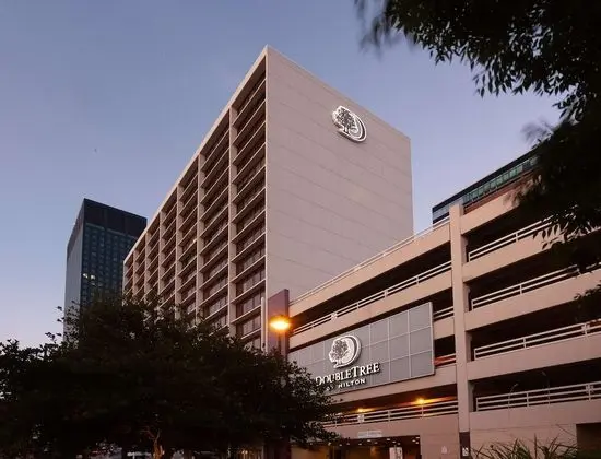 DoubleTree by Hilton Hotel Cleveland Downtown - Lakeside - Dış Mekan