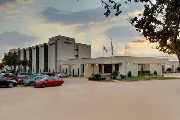 Doubletree by Hilton Dallas DFW South - Arlington