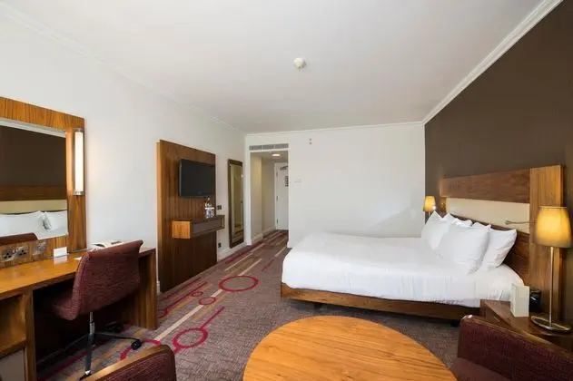 Doubletree by Hilton Dartford Bridge - Oda