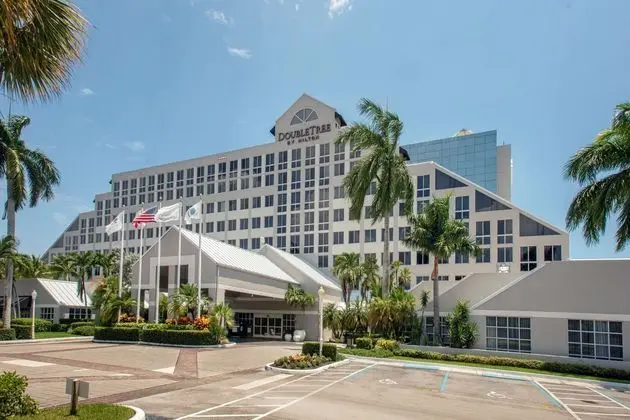 DoubleTree by Hilton Deerfield Beach- Boca Raton - Dış Mekan
