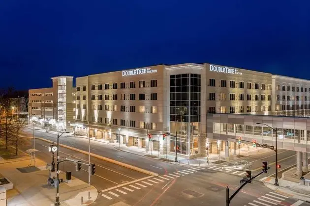 DoubleTree by Hilton Evansville, IN - 1