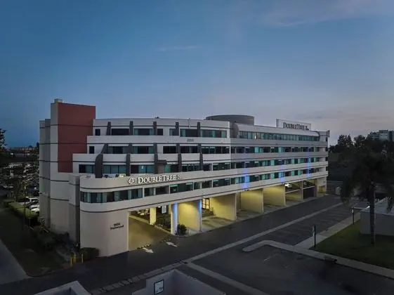 DoubleTree by Hilton Fullerton - Dış Mekan