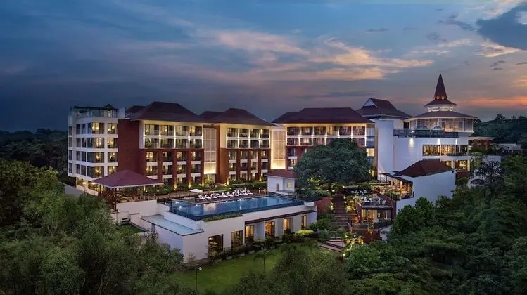 DoubleTree by Hilton Goa-Panaji - Dış Mekan