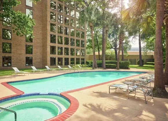 DoubleTree by Hilton Houston Intercontinental Airport - Havuz