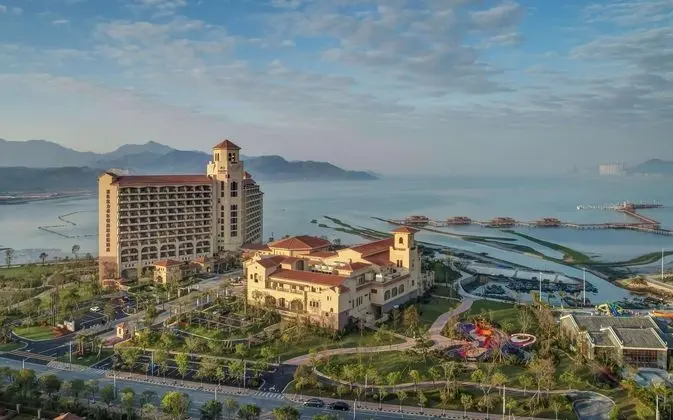 DoubleTree by Hilton Huidong Resort