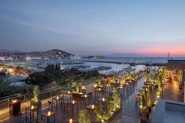 Doubletree By Hilton Kuşadası - 1