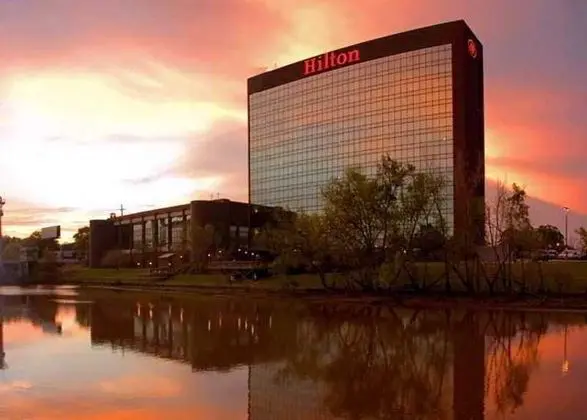 DoubleTree by Hilton Lafayette