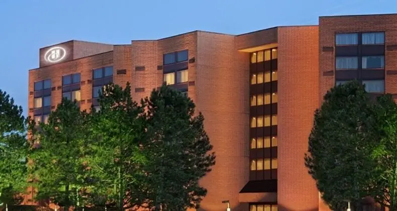 DoubleTree by Hilton Lisle-Naperville