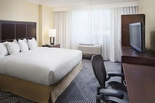 DoubleTree by Hilton Hotel Los Angeles Commerce - Oda