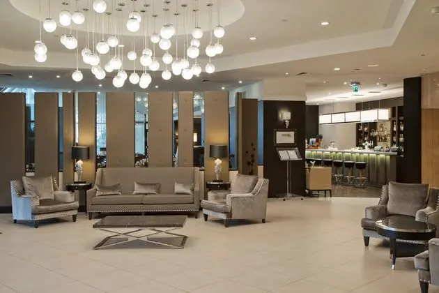 Doubletree By Hilton Luxemburg - Lobi