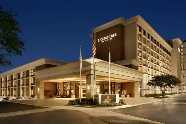 DoubleTree by Hilton McLean Tysons - Öne Çıkan Resim