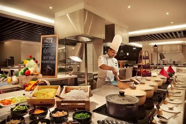 DoubleTree by Hilton Melaka - Yeme / İçme