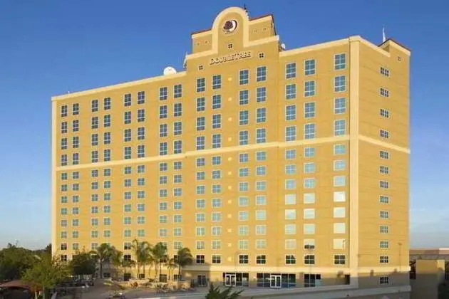 DoubleTree by Hilton Hotel Modesto