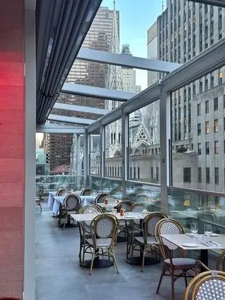 DoubleTree by Hilton New York Midtown Fifth Ave - Yerinde Yemek