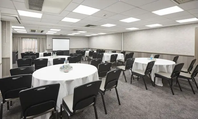 Doubletree by Hilton Newbury North