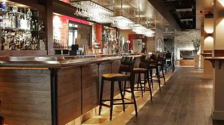Doubletree By Hilton Newcastle Airport - Bar