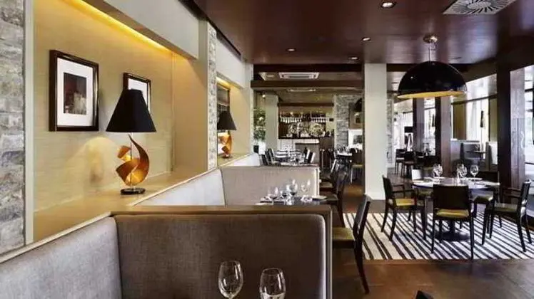 Doubletree By Hilton Newcastle Airport - Yeme / İçme