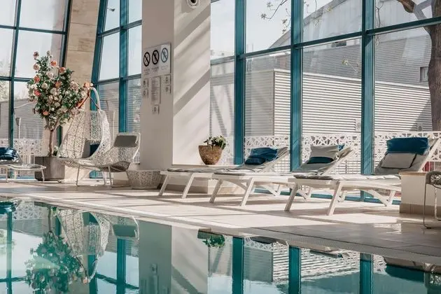 Doubletree By Hilton Oradea - Havuz