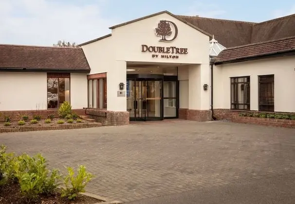 DoubleTree by Hilton Oxford Belfry - Dış Mekan