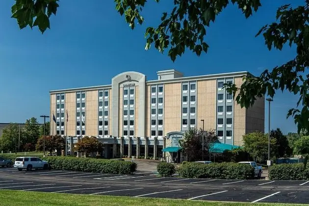 DoubleTree by Hilton Pittsburgh Airport